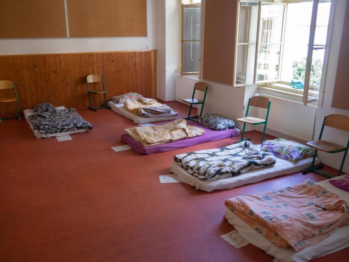 Hostel In School *